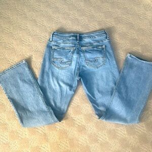 Women’s SILVER Suzuki, slim boot, cut jeans